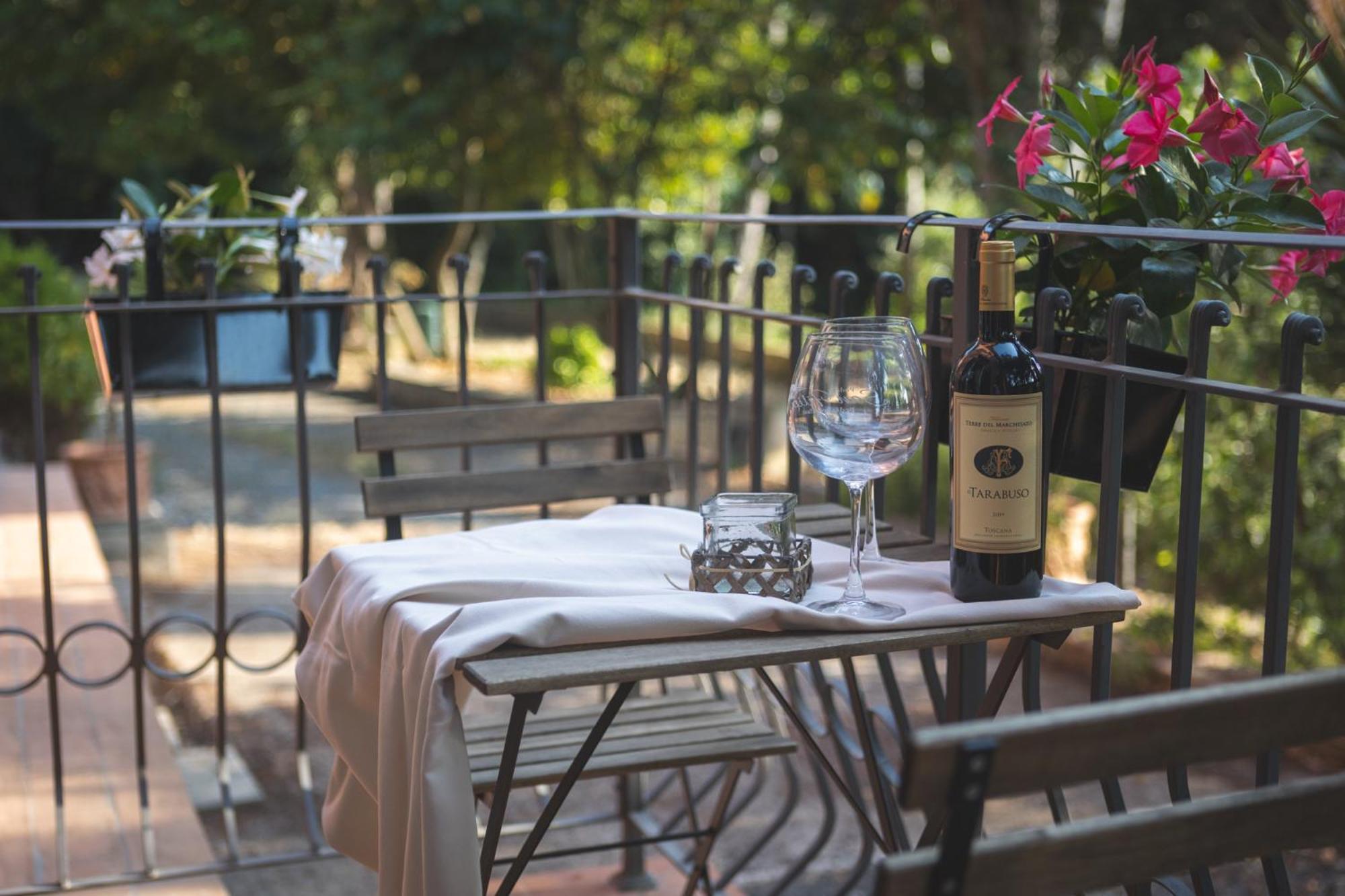 Podere San Filippo B&B-Apartment-Pet Friendly-Rent Bike And Bike Friendly ビッボーナ 部屋 写真
