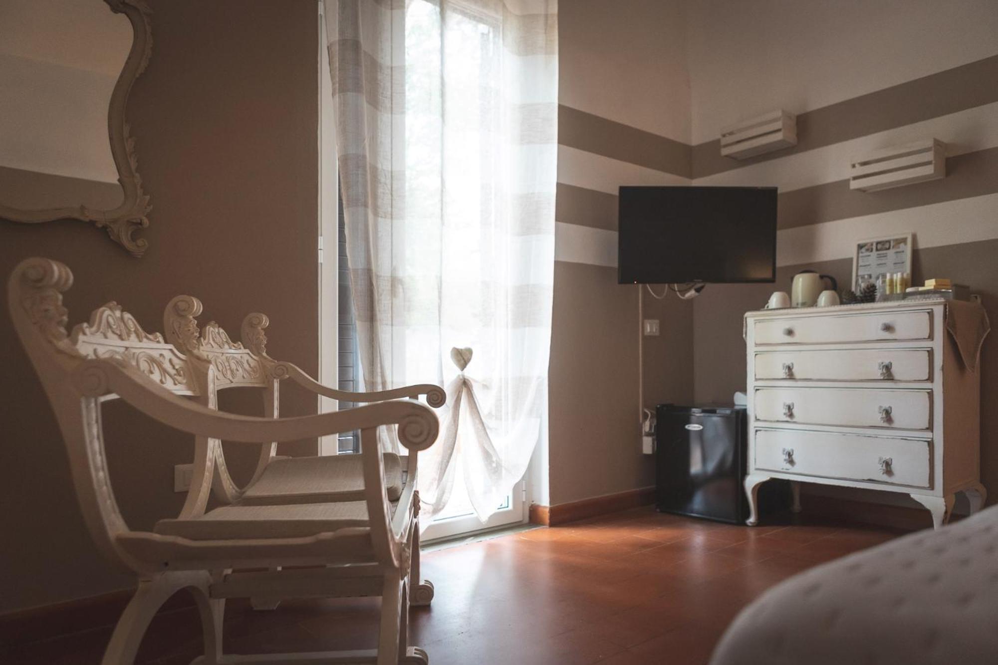 Podere San Filippo B&B-Apartment-Pet Friendly-Rent Bike And Bike Friendly ビッボーナ 部屋 写真
