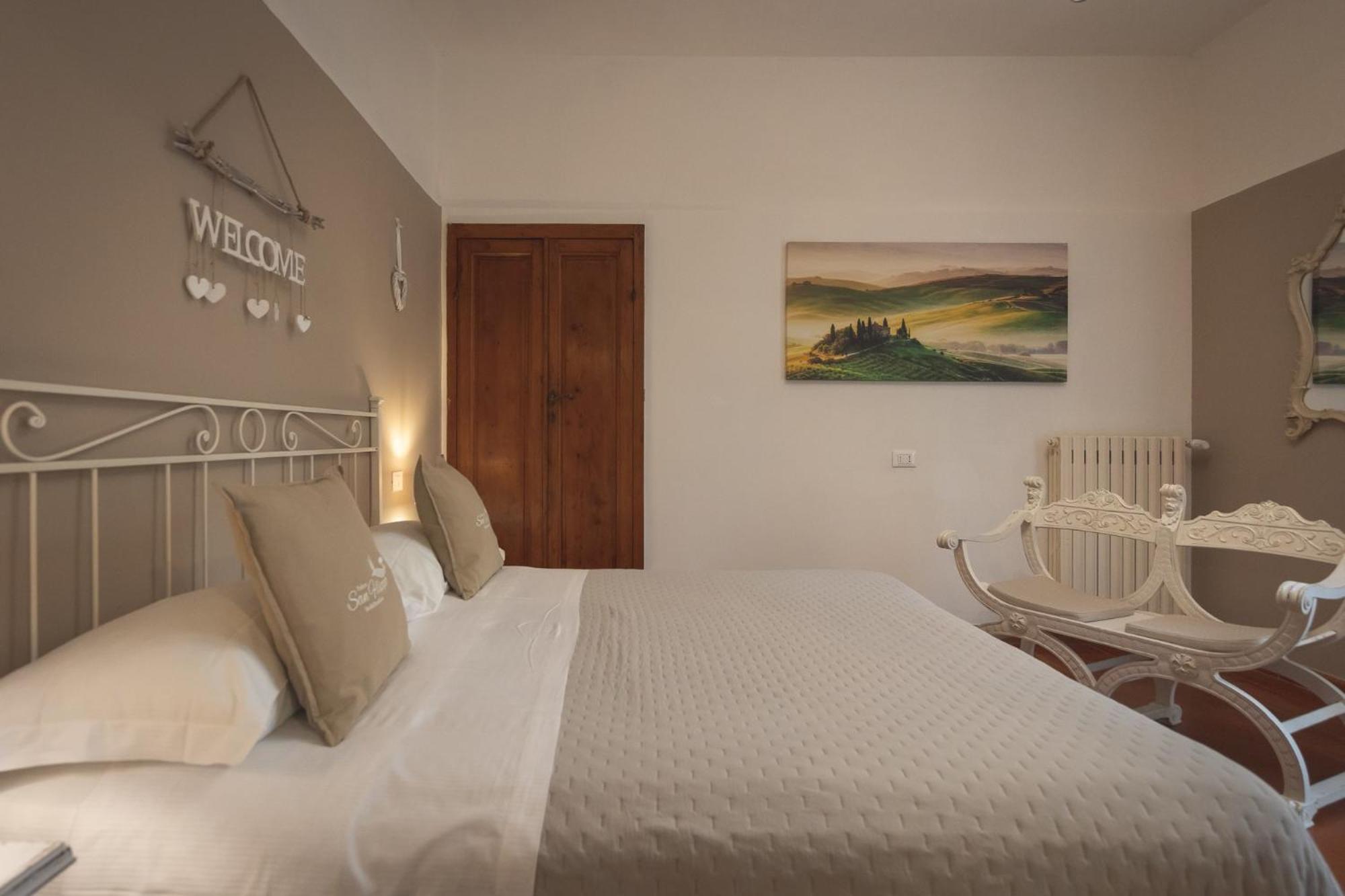 Podere San Filippo B&B-Apartment-Pet Friendly-Rent Bike And Bike Friendly ビッボーナ エクステリア 写真